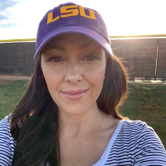 Meet Your Posher - Picture 3 of 7